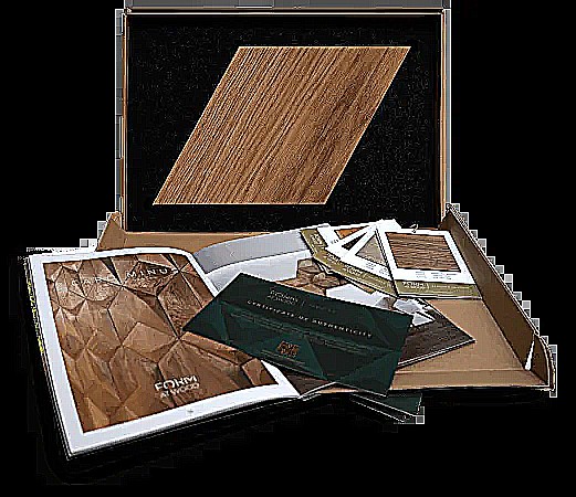 Caro: Flaches Rauten-Wandpaneel aus Massivholz Sample Box Atelier Showcase