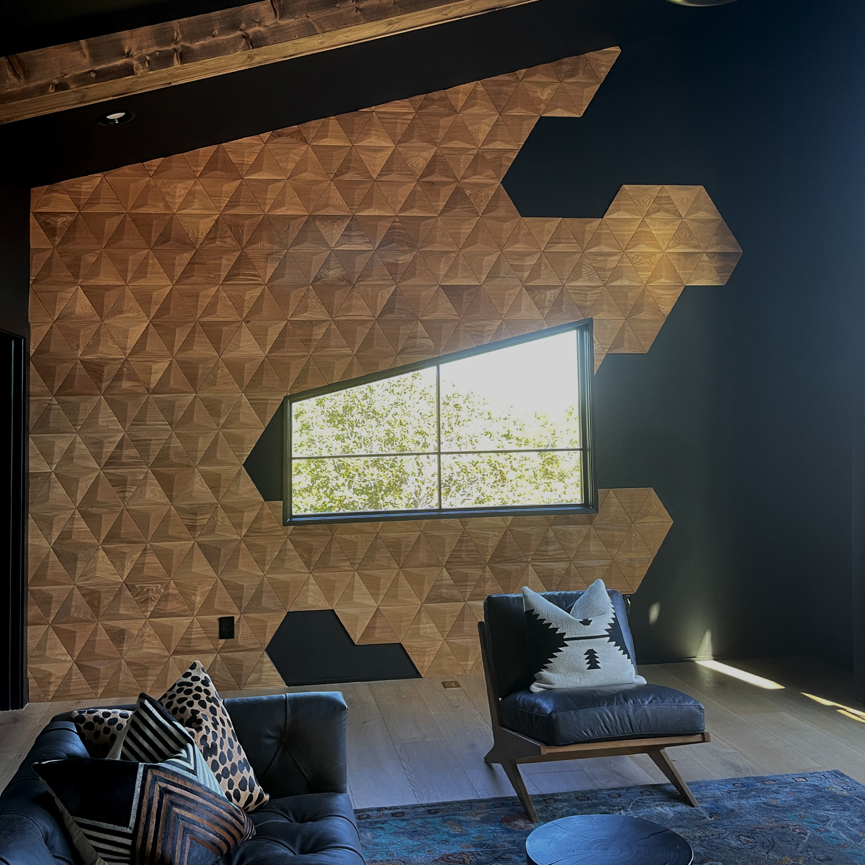 Pyramid: Asymmetrisches Dreiecks-3D-Holzpaneel aus Massivholz Architectural Setup 2