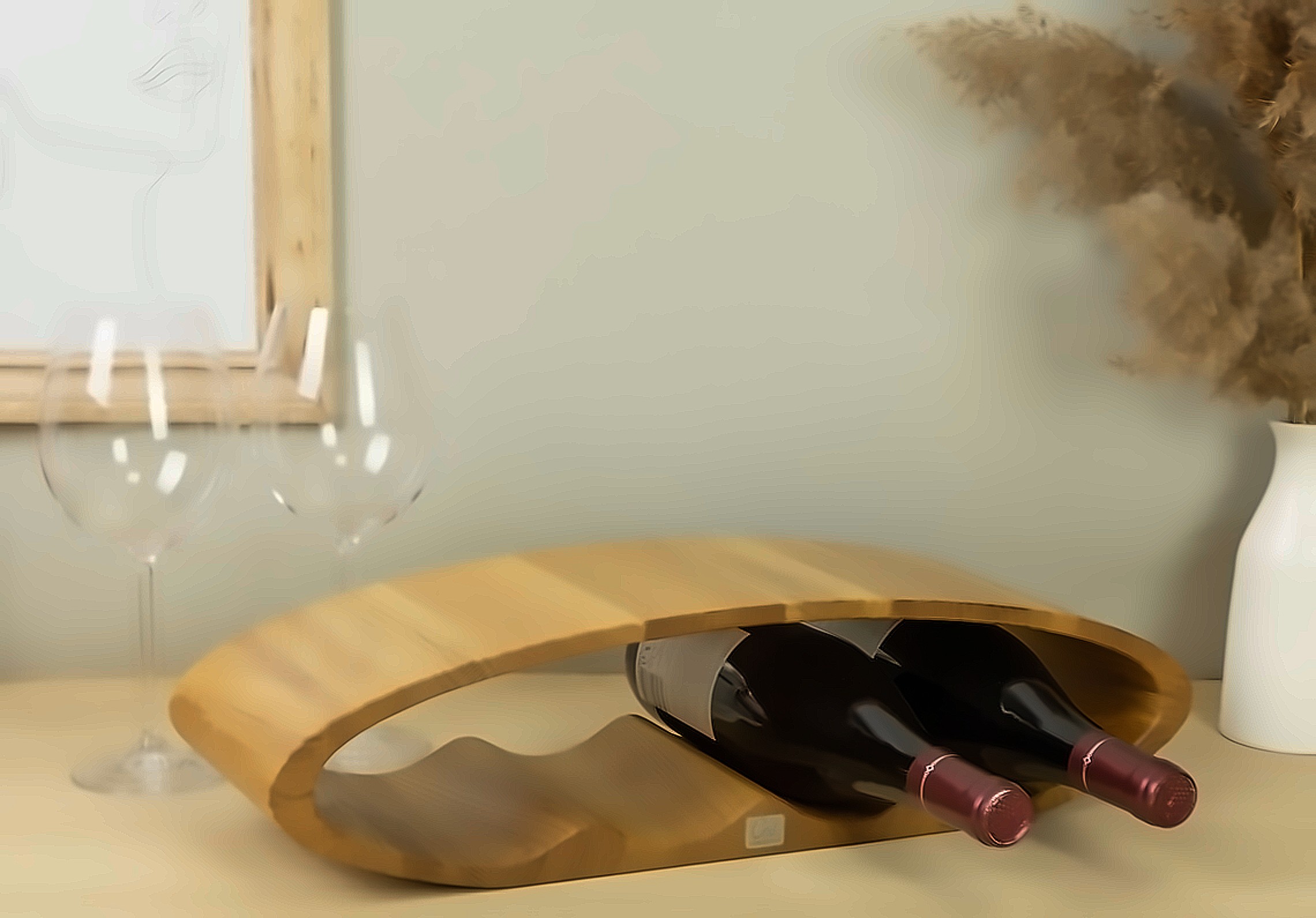 Ellipse: Elliptisches Massivholz-Weinregal für 4 Flaschen on a premium marble kitchen counter